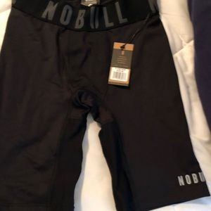 Nobull compression short